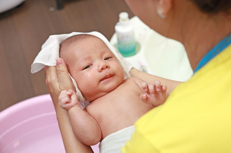 Dịch vụ chăm bé tại Gia Hoàng Thủ Đức - Tin cậy, chất lượng cao