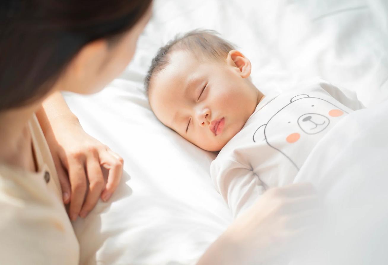 Dịch vụ chăm sóc bé tại nhà Gia Hoàng – Tin cậy miền Nam