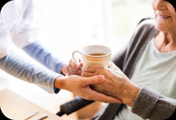 Dịch Vụ Chăm Sóc Người Già Uy Tín Tại Gia Hoàng